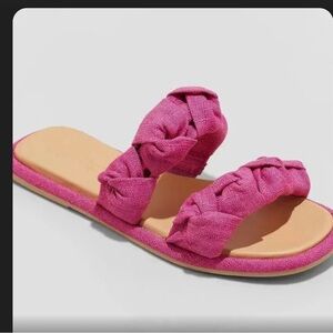 NWT universal thread Meg sandal in fuchsia like pink sz7